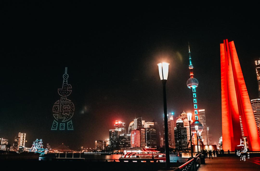 數百架光影無人機亮相黃浦江、蘇州河交匯處(圖3)