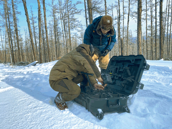 大興安嶺熱成像無(wú)人機(jī)捕捉到鹿科動(dòng)物影像(圖1) 大興安嶺熱成像無(wú)人機(jī)捕捉到鹿科動(dòng)物影像(圖1)